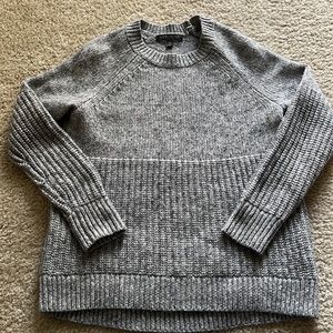 Banana Republic gray ribbed sweater